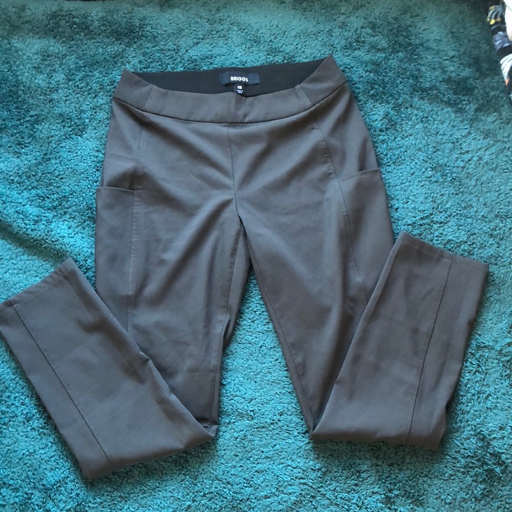 Briggs Women’s XS Stretchy Pants with Phone Pockets